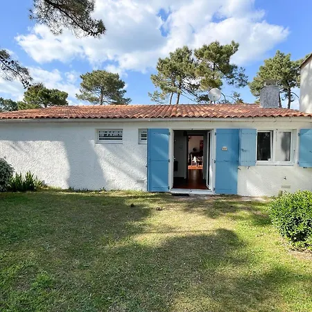 Holiday home 4 Pieces A La Palmyre, Proche Mer Et Commerces, Patio, Barbecue, Animaux Admis, Parking Inclus - Fr-1-705-40
